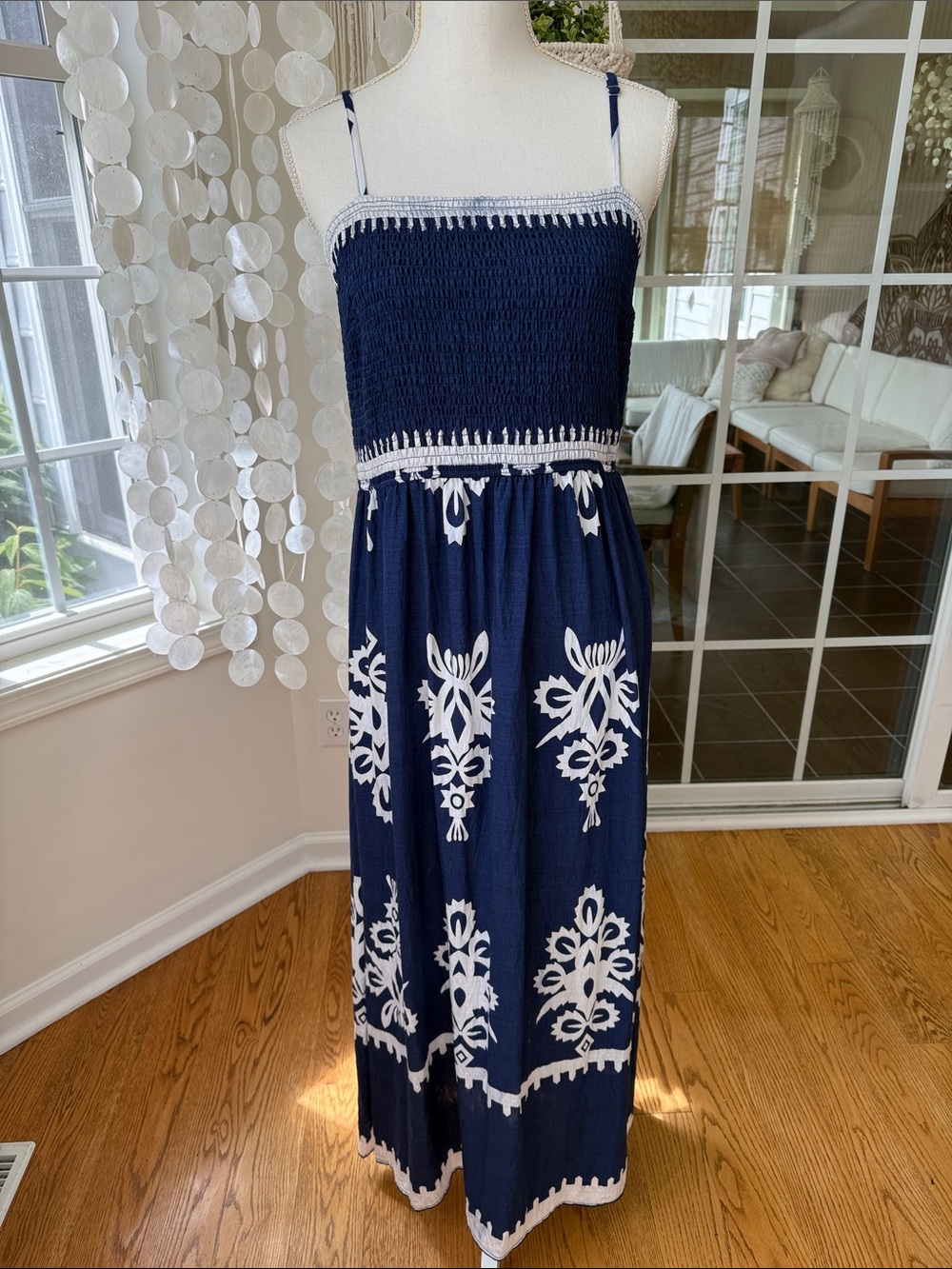 Women’s Navy Blue & White Embroidered Maxi Dress smocked large